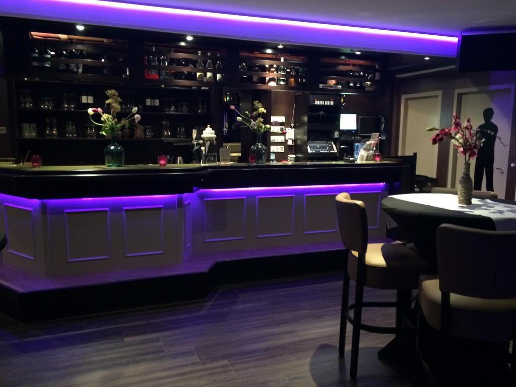 Hotel Restaurant Cafe Houben Nunhem Exteriör bild
